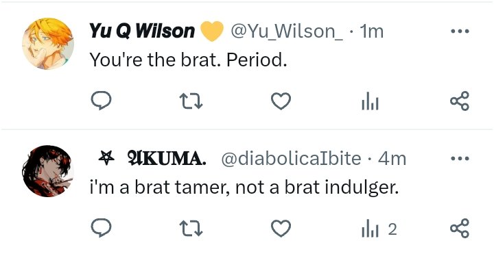 The girls are fighting