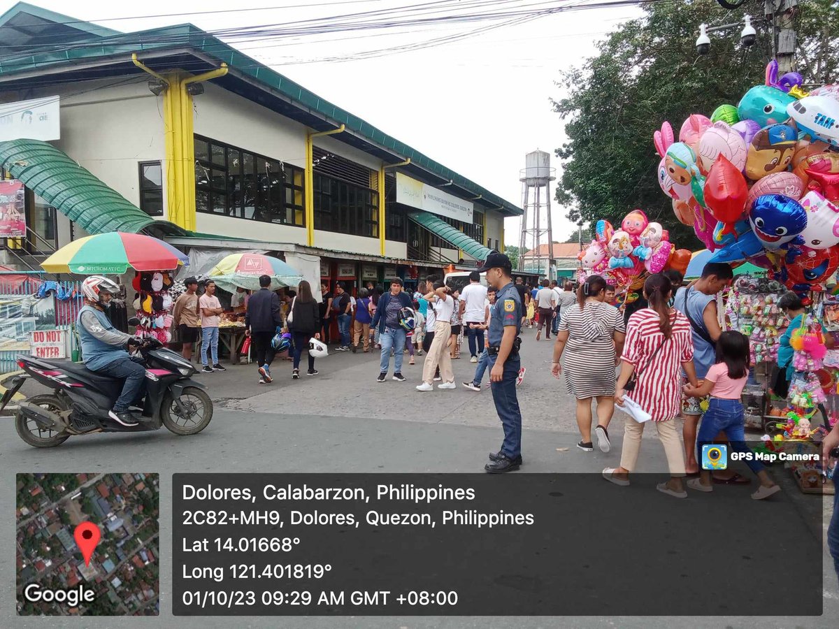 DoloresMpsQPPO's tweet photo. October 01, 2023 - personnel of Dolores MPS conducted police presence and traffic assistance at the National Shrine of Our Lady of Sorrow Dolores, Quezon. 
#SerbisyongNagkakaisa 
#ToServeandToProtect https://t.co/2BaUDkjz01