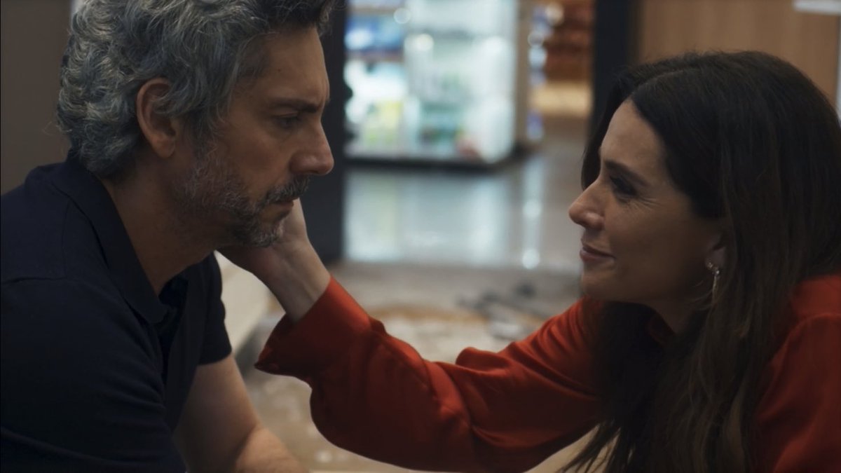 ⓘ Este usuário se encontra triste com saudades de um casal fictício.