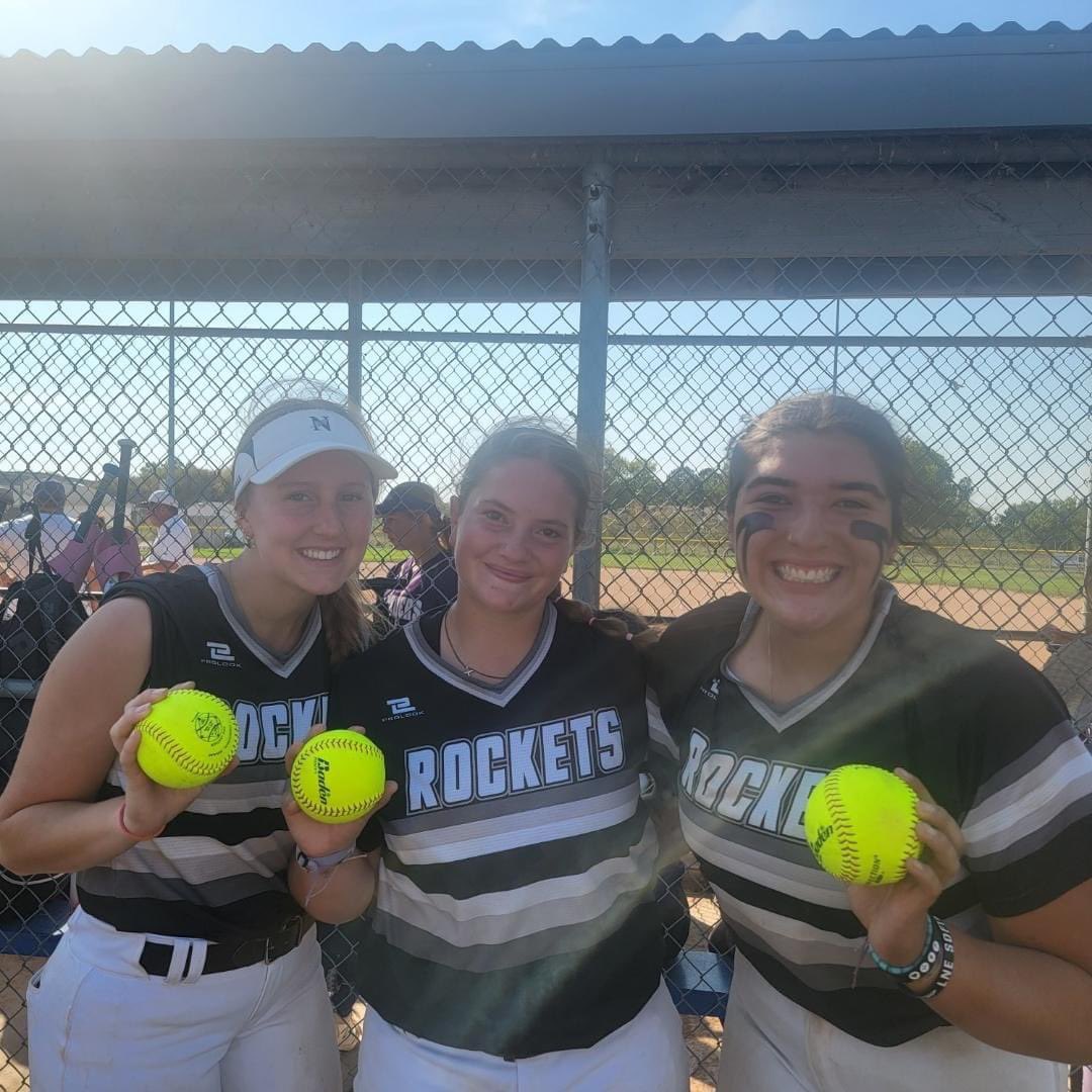 Lincoln Northeast Softball tweet media