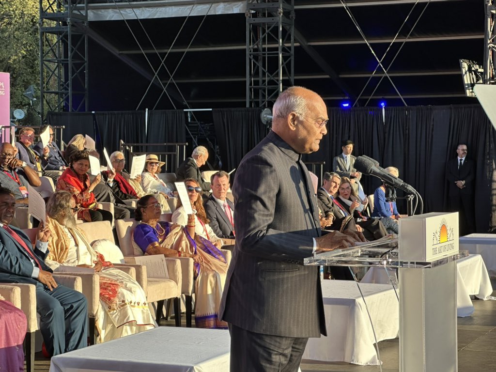 ramnathkovind's tweet photo. I am delighted to participate in the World Culture Festival at Washington DC. I congratulate the @ArtofLiving for bringing people from across the world to one destination, for one purpose.I also compliment the Government of the District of Washington DC for their stellar support. https://t.co/DydIhtX0mh