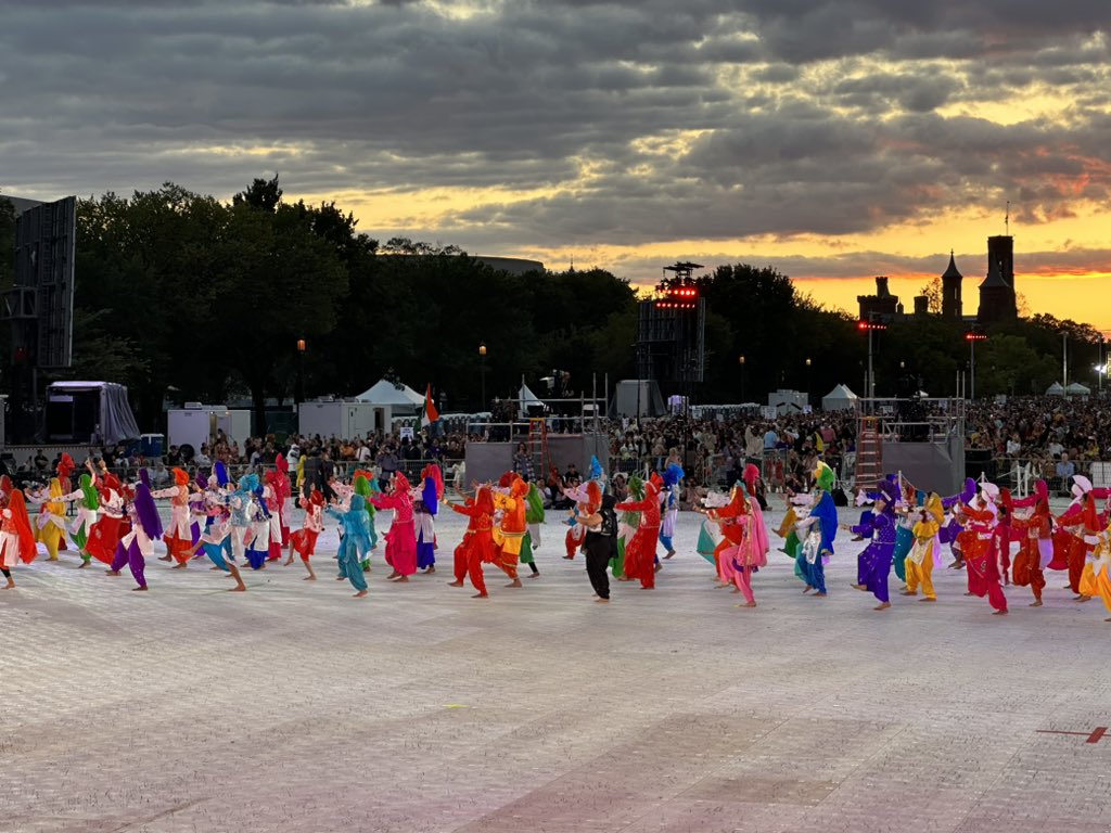 Ram Nath Kovind (@ramnathkovind) on Twitter photo I am delighted to participate in the World Culture Festival at Washington DC. I congratulate the <a href="/ArtofLiving/">The Art of Living</a> for bringing people from across the world to one destination, for one purpose.I also compliment the Government of the District of Washington DC for their stellar support. I am delighted to participate in the World Culture Festival at Washington DC. I congratulate the <a href="/ArtofLiving/">The Art of Living</a> for bringing people from across the world to one destination, for one purpose.I also compliment the Government of the District of Washington DC for their stellar support.