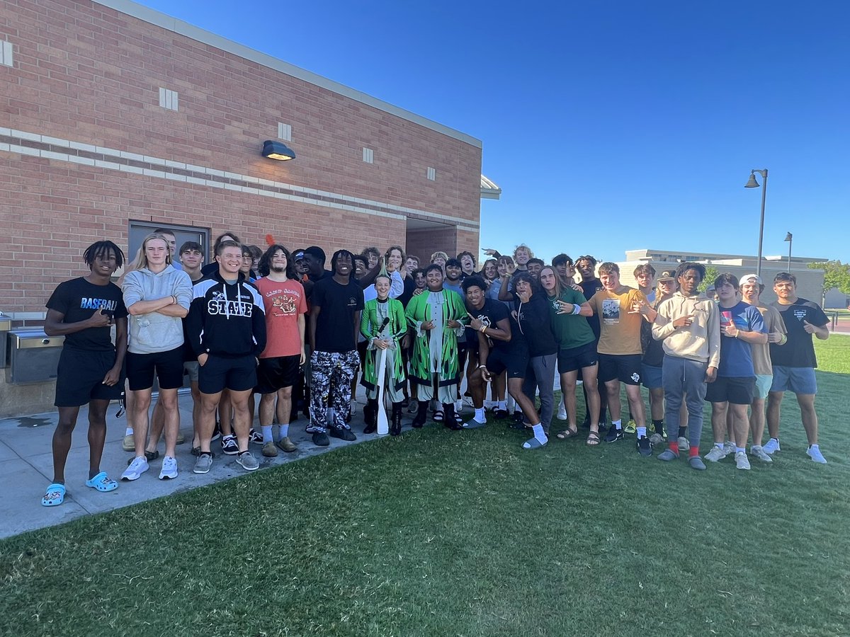 KPHS Band Official tweet media