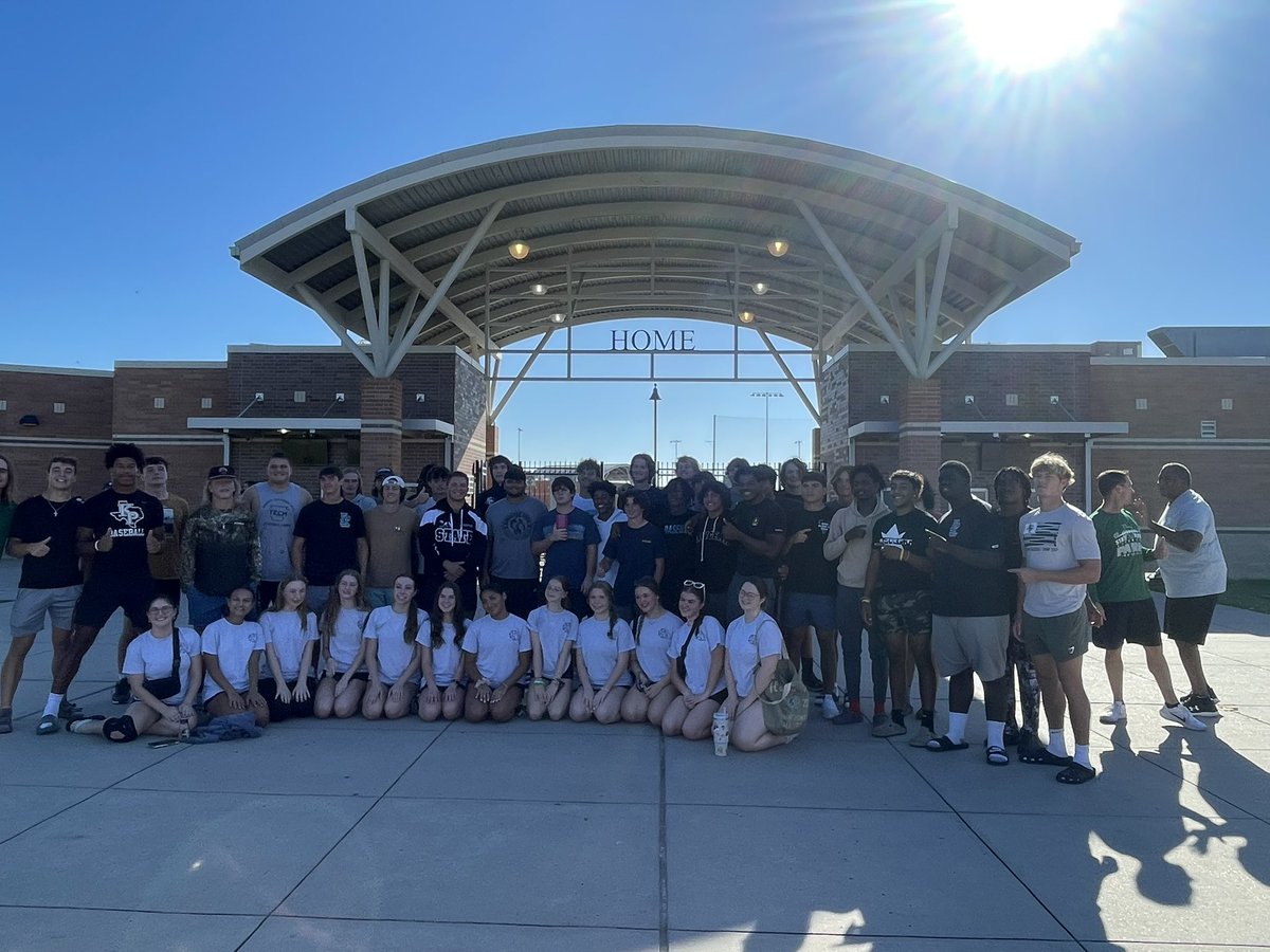 KPHS Band Official tweet media