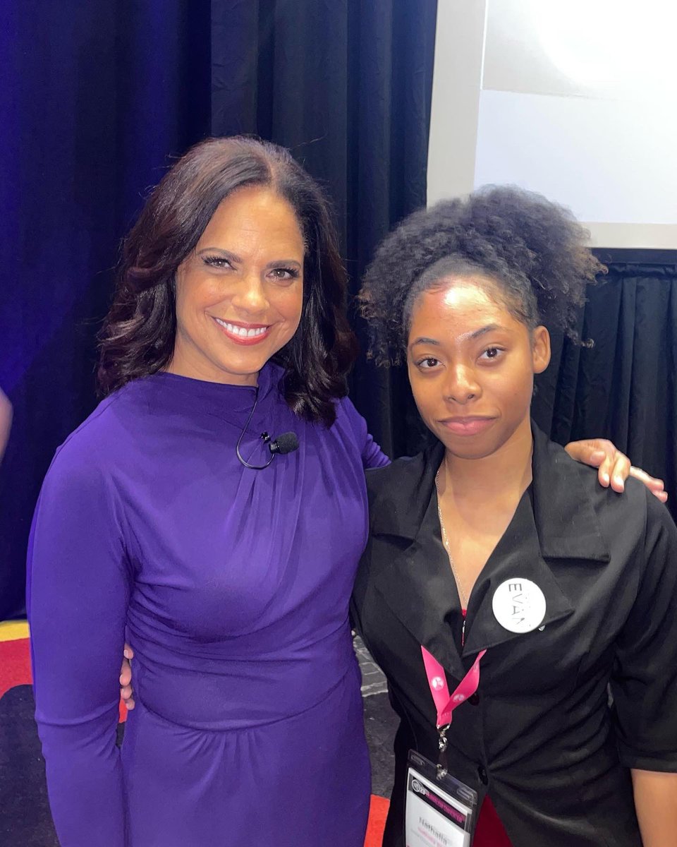 NBlair_'s tweet photo. Guess who I got to meet today!
Lesley Visser was so easy to connect with. We both complimented each others personality and had some comments about the Yankees.

@soledadobrien has so much wisdom and insight. 
I’ve gotten so much wisdom from you both. Until we meet again❤️ https://t.co/sboXTBJWAe