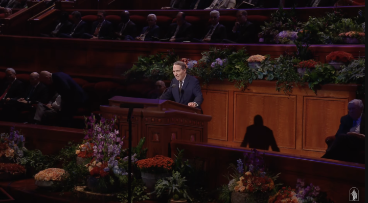ldsconf's tweet photo. We are surrounded by innumerable blessings that we can easily take for granted if we are not mindful. Conversely, when nothing is expected and everything is appreciated, life becomes magical. #GeneralConference #ElderSabin https://t.co/PX2sZjZyjG