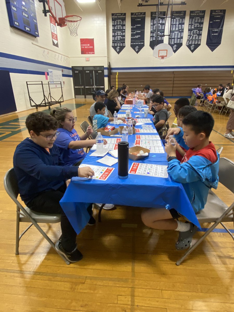 CampiCougars's tweet image. Thank you to everyone who attended our @campanellipta Bingo Night. We had more than 150 people attend and many prizes were given out! A HUGE THANK YOU to our PTA volunteers for planning these events for our Campi community! #movingmountains #TEAMCampi