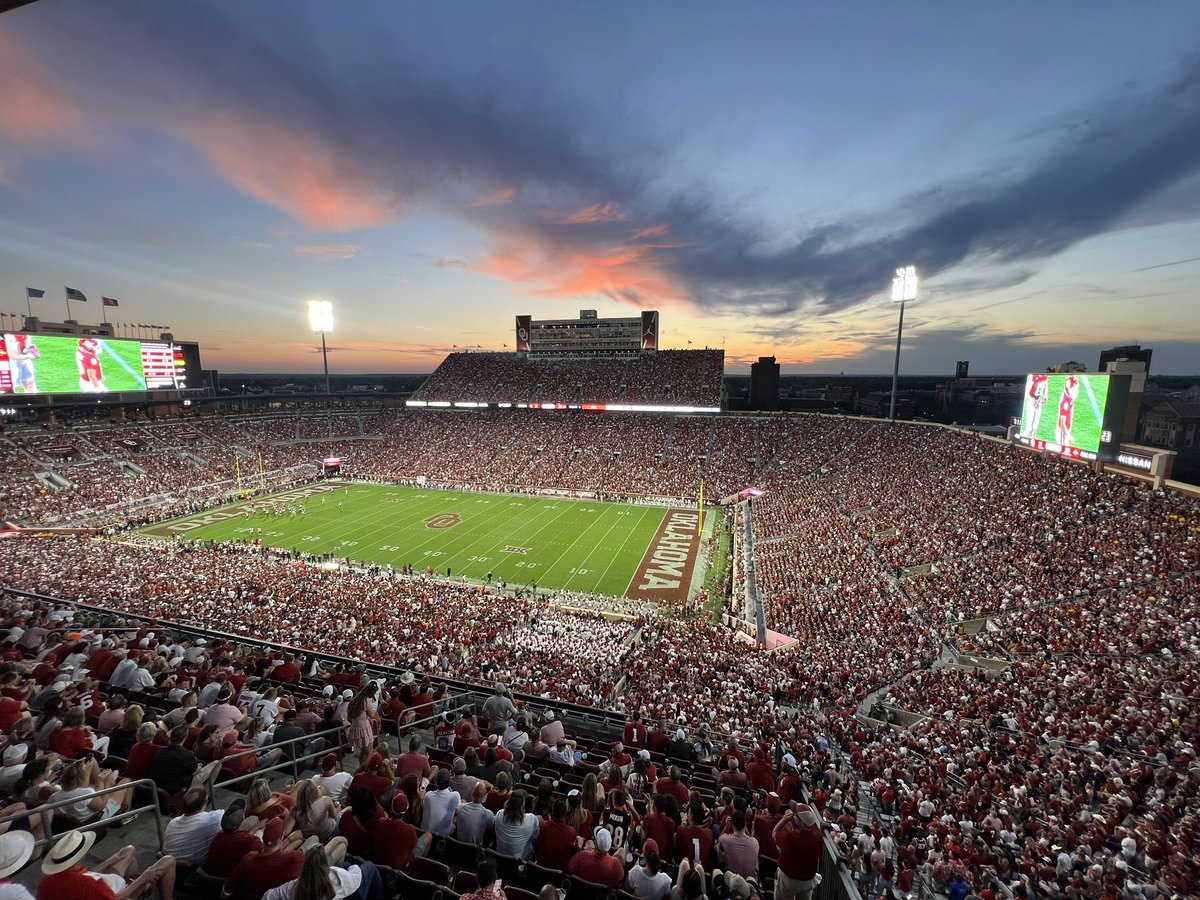 Travis J Davidson tweet media