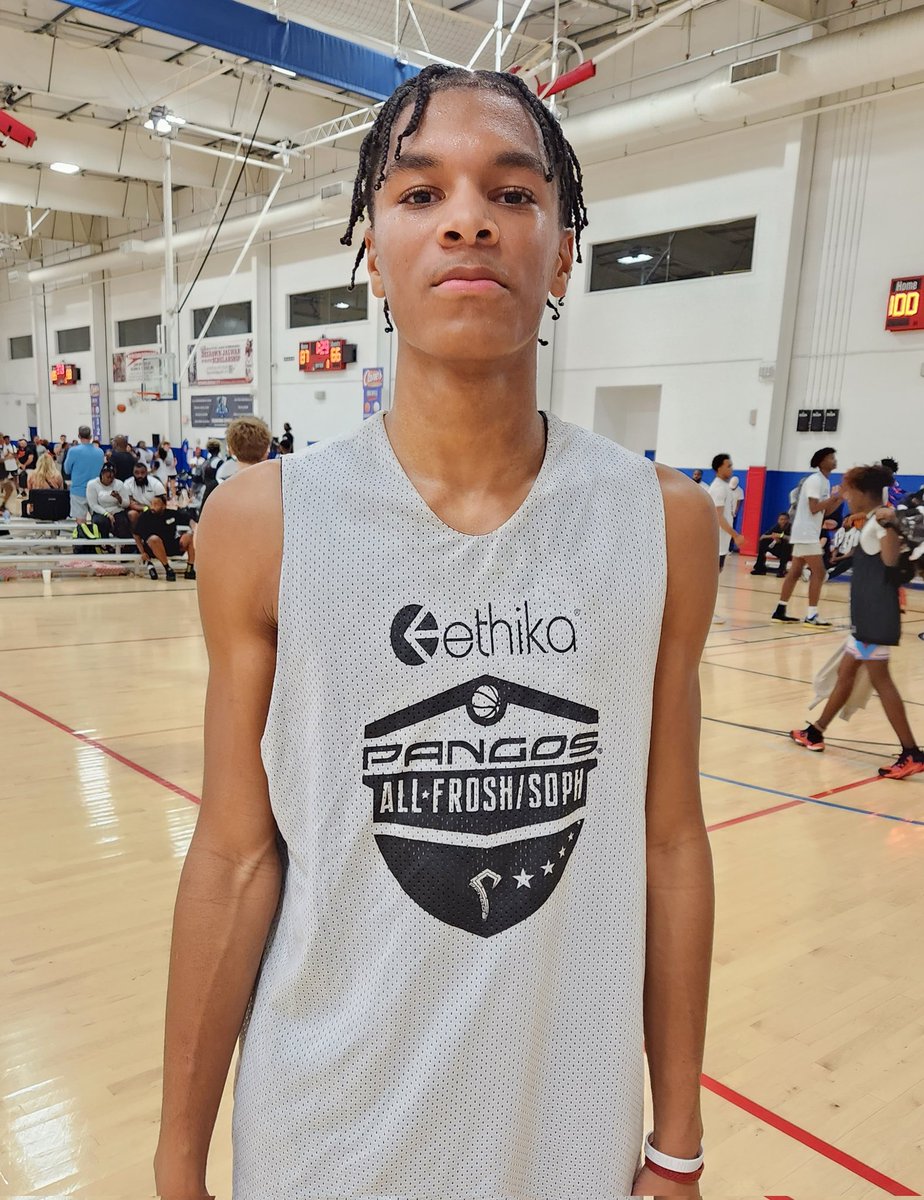 Pangos All-South Fr/So Camp Notes: making huge noise on Day 1 here was 6-6 2026 Jacob Lanier (Maumelle/AR): back to back 28 & 46 point games! Smooth & silky scoring swingman with ball skills & ability to facilitate make him a very attractive 2026 prospect @FrankieBur @FCPPangos