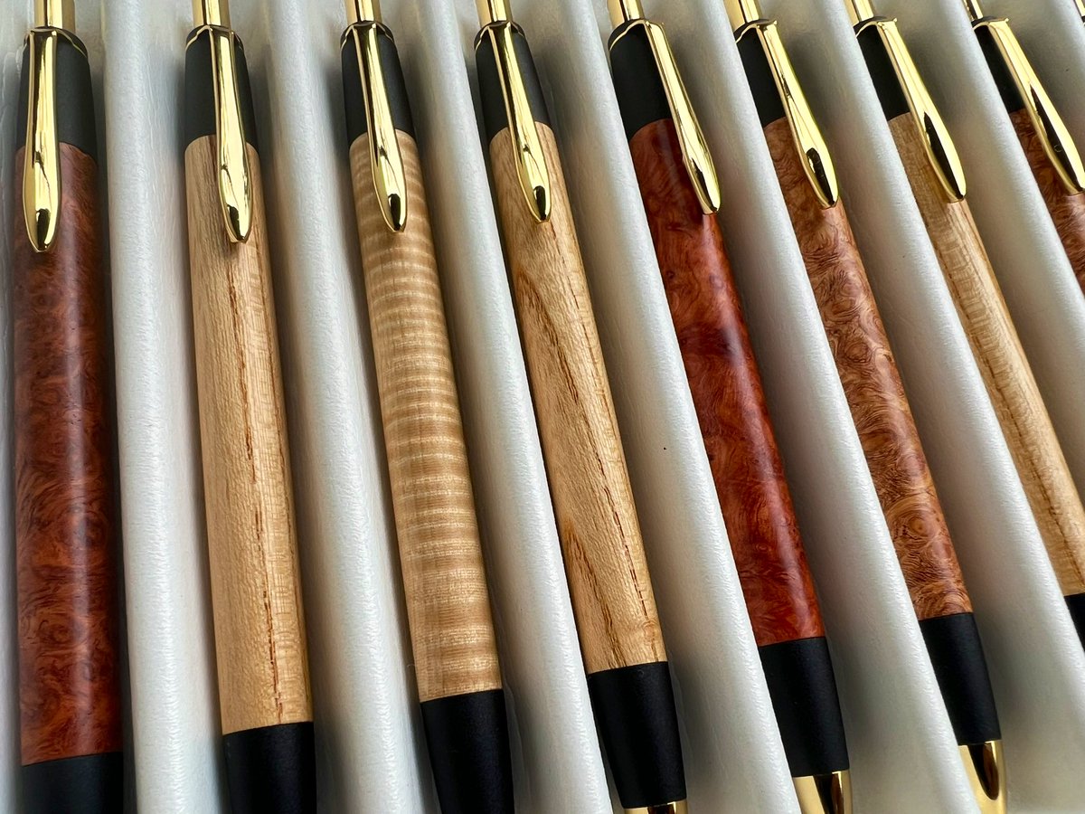 ボナン 木製ボールペン 専用ボックス付き 欅 真鍮金具のボールペン 1本