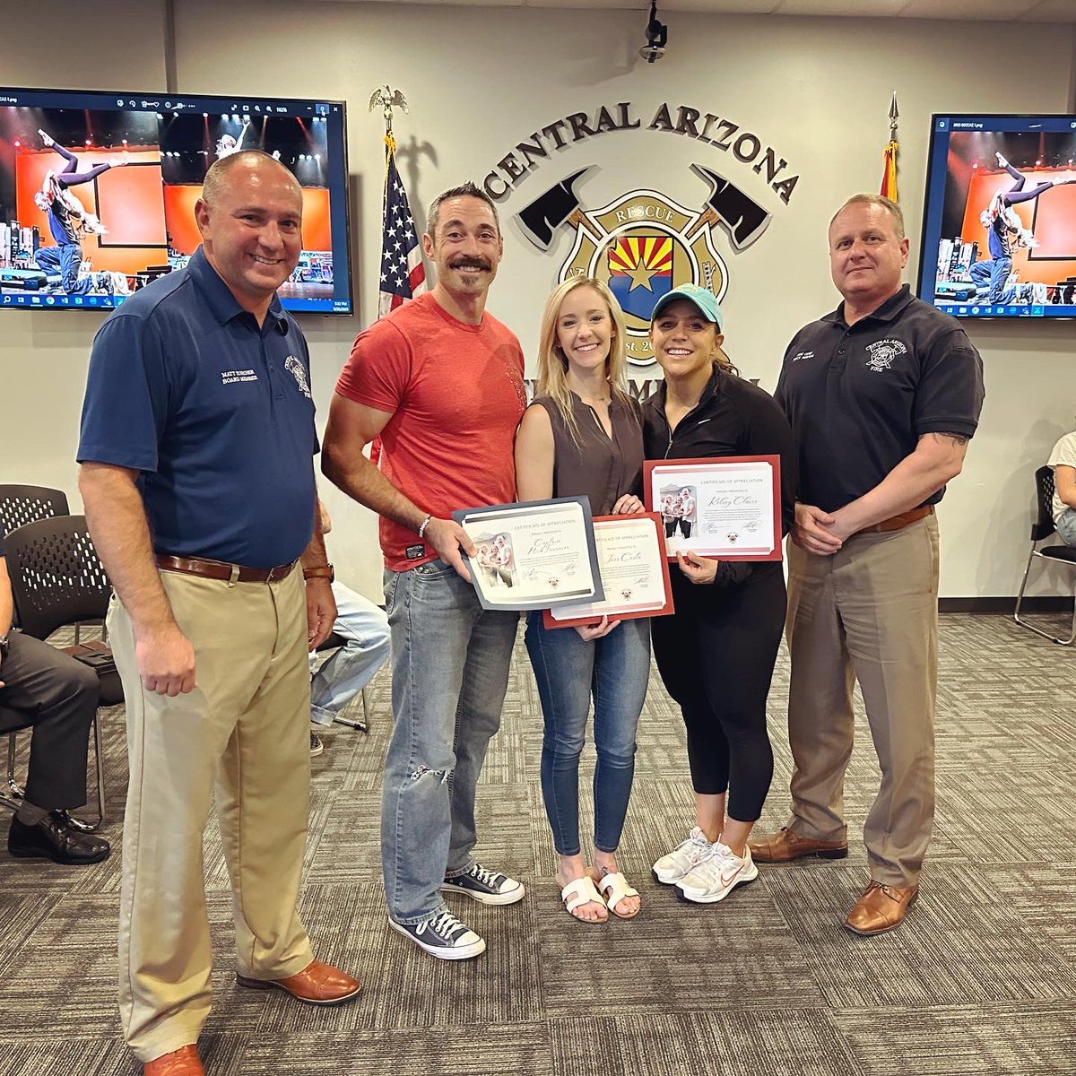 centralazfire's tweet photo. Our Board recently recognized CAFMA Capt Fournier, Jess Costa of FreedomCore Pilates, and choreographer Kelsey Claire for outstanding fundraising efforts on behalf of the Boys & Girls Club. The #TeamPV trio raised over $57K for kids in our community! Proud #FireFamily 👏 #AZFire https://t.co/6AsfZwjEcl
