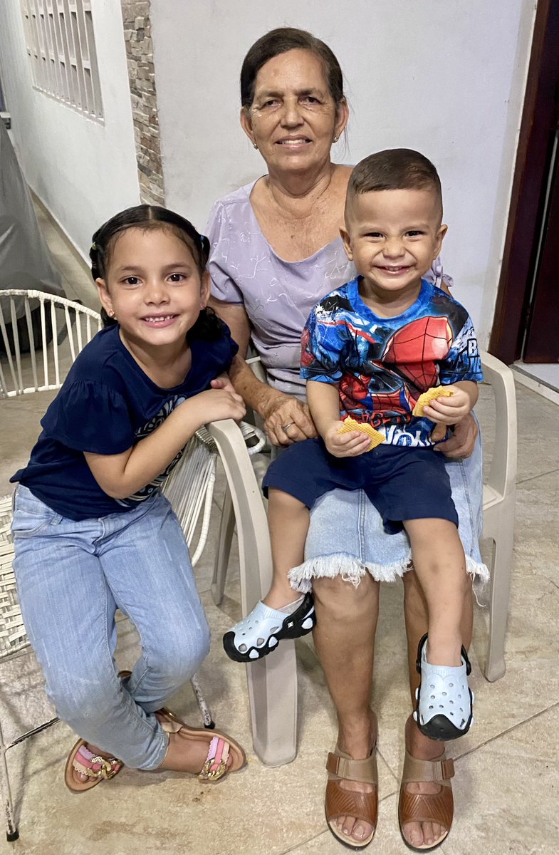 AleexHernandez_'s tweet photo. Mi vida entera en una sola foto ❤️ https://t.co/CmNLbKWmeB