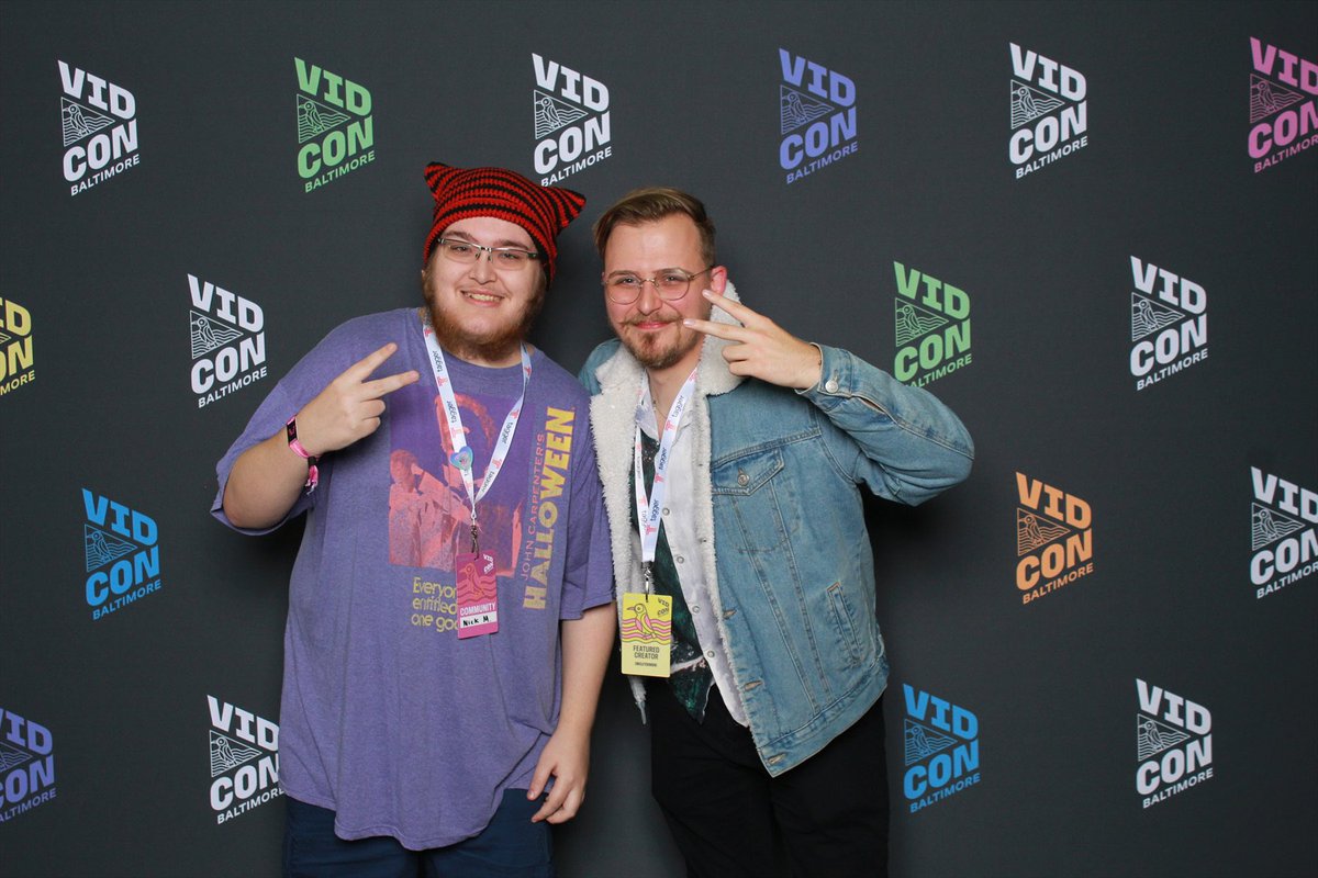 ShadeofRespite's tweet photo. Loved meeting @CircleToonsHD today it was amazing and I was so nervous meeting him I could feel my heart racing as I got closer to meet him. #VIDCONBLT #VidConBLT23 https://t.co/Xjoj5GnGy7