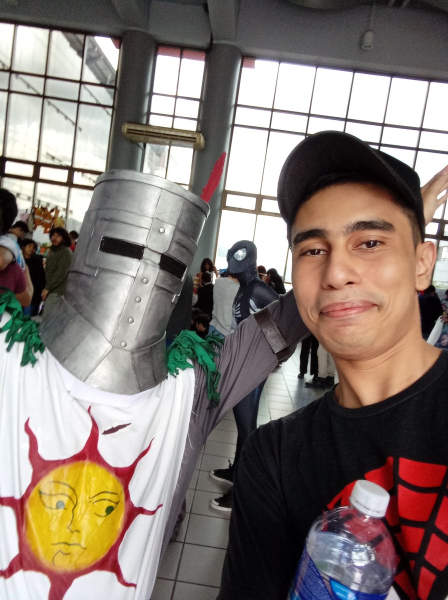 jaamtheartist's tweet photo. Fotos de mí experiencia en el @animeworldconve
en Honduras
#animeworldconvention #animeworldconvention2023 #cosplay #anime #spiderman #ONEPIECE https://t.co/N87N9euw6l