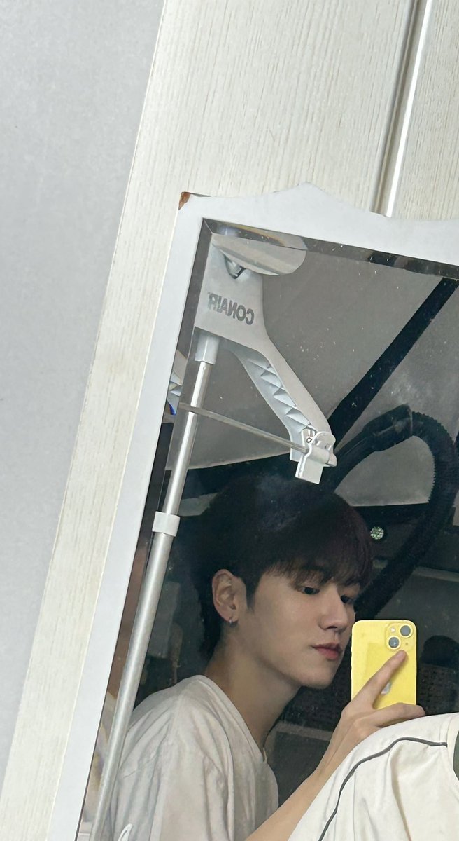 뾱~ 갑자기 분위기 리우
#BOYNEXTDOOR #RIWOO #리우