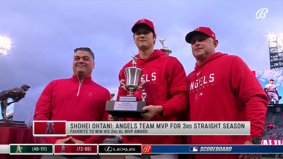 Shohei Ohtani 2023 MVP Showe him with awards let's go!