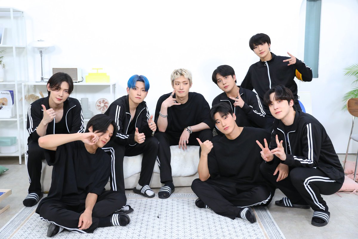 sieunistaken's tweet photo. 🏴‍☠️ #ATEEZ Member Guessing Game

      - rt so more atinys can play !! https://t.co/jKuuklGnrR
