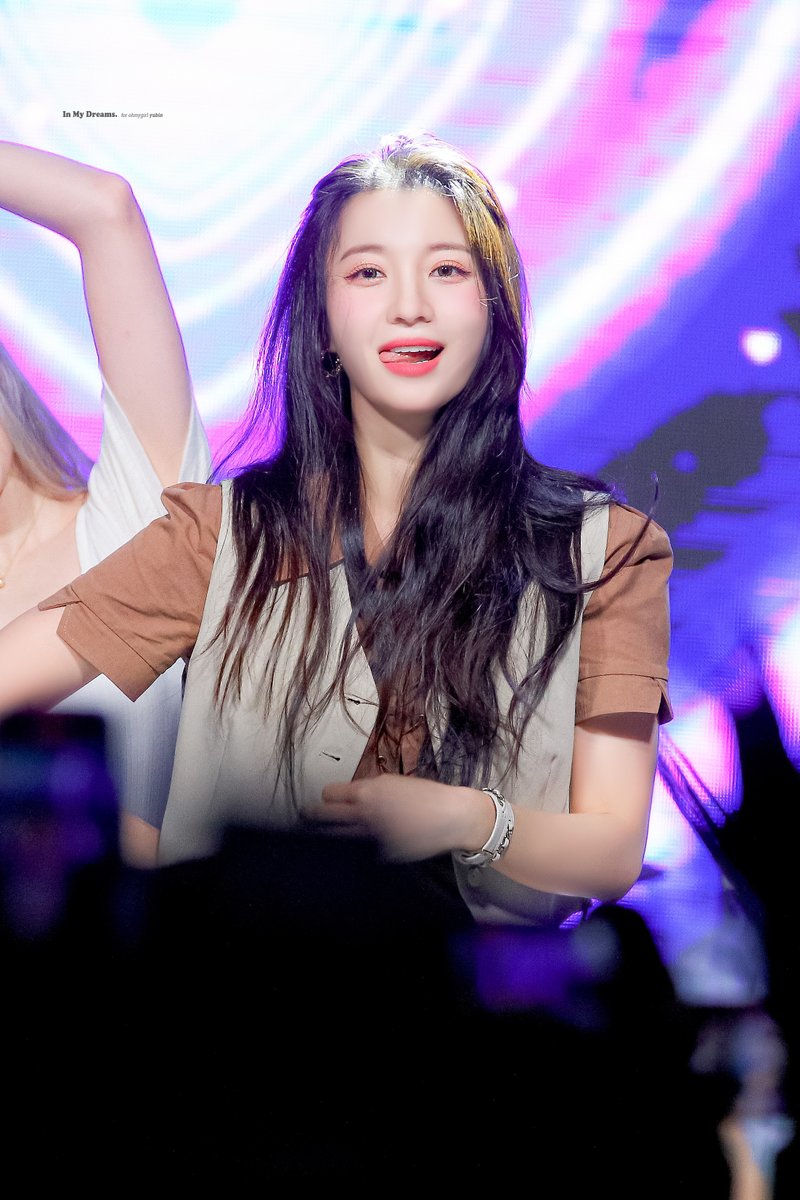 230921 인덕대 유빈 

반짝이며 빛나는 너....💜

#오마이걸 #OHMYGIRL 
#유빈 #YUBIN
<a href="/WM_OHMYGIRL/">오마이걸 (OH MY GIRL)</a>