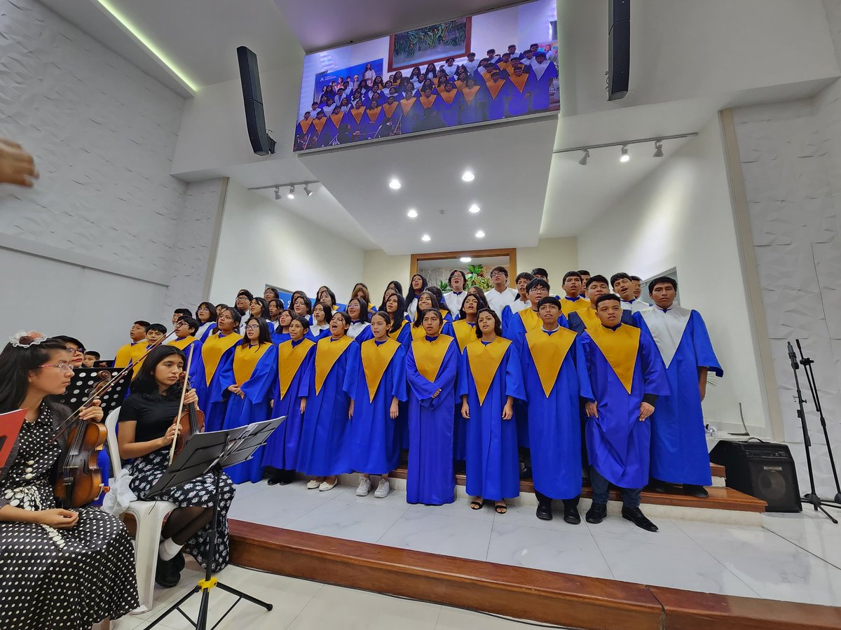 AngelGEspinoza's tweet photo. Celebrando los 112 años de la Educación Adventista en el Perú ! El Colegio Brasil sigue cumpliendo la misión ! 🎉🎊
Un sábado de bendición ! ❤🙏🏻
#Conectados 🔌
#ASEACES #APC #UPS https://t.co/FEIsC4txhA