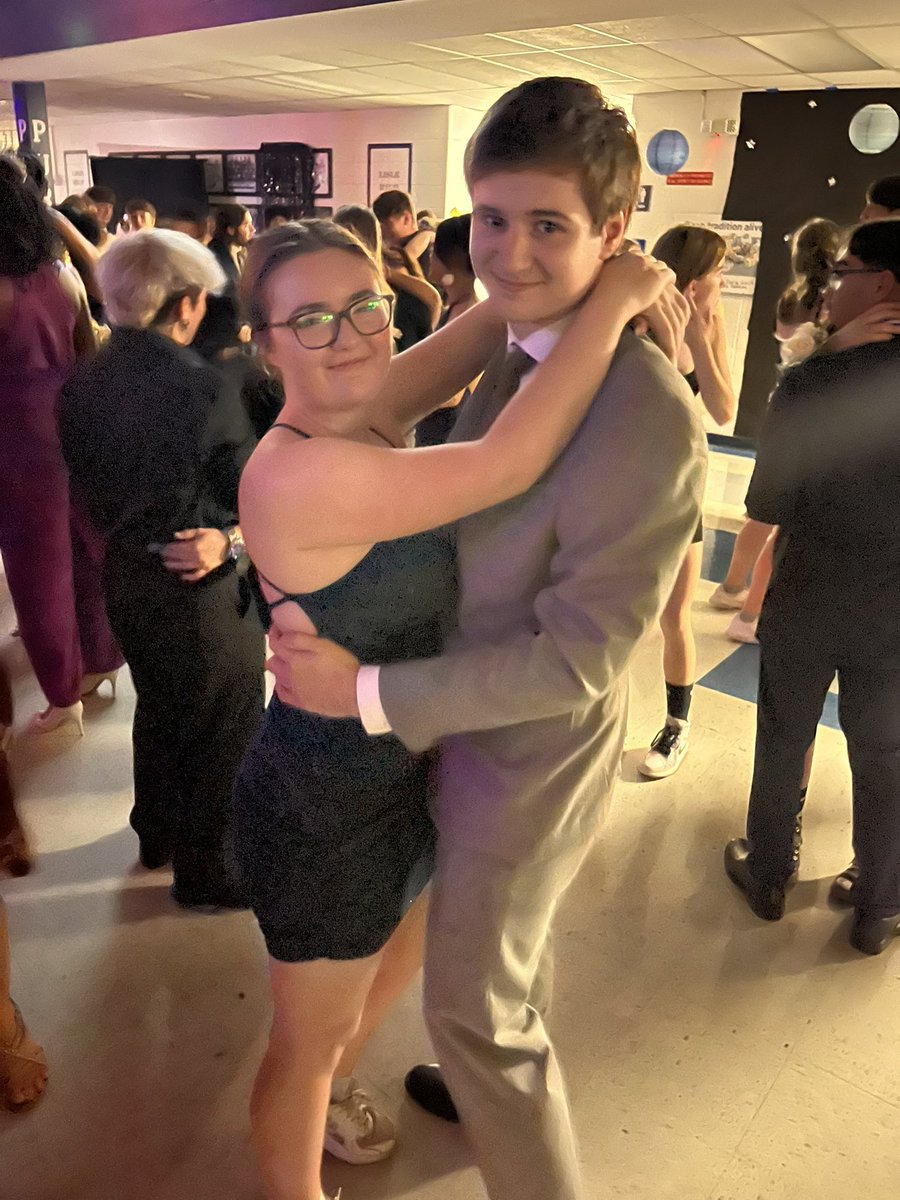 Erin Kerrn tweet media