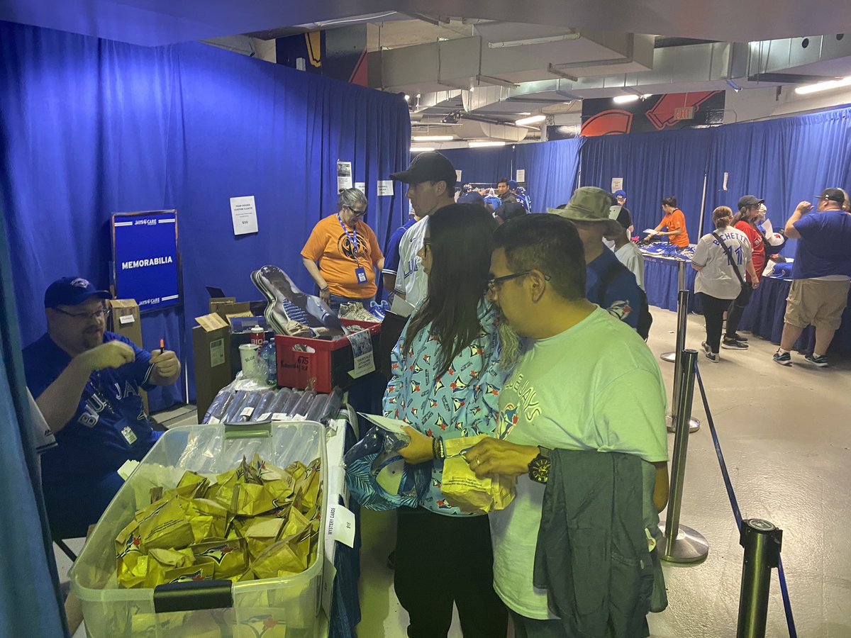 Reel_Goose's tweet photo. @JaysCare @BlueJays Garage Sale 2023 great deals and a sensory overload, very busy and popular this year. Hats 1 for $15 of 2 for $25, guerriel cleats $50, mystery signed balls $35. @tugnett https://t.co/U1K7GdiMDM