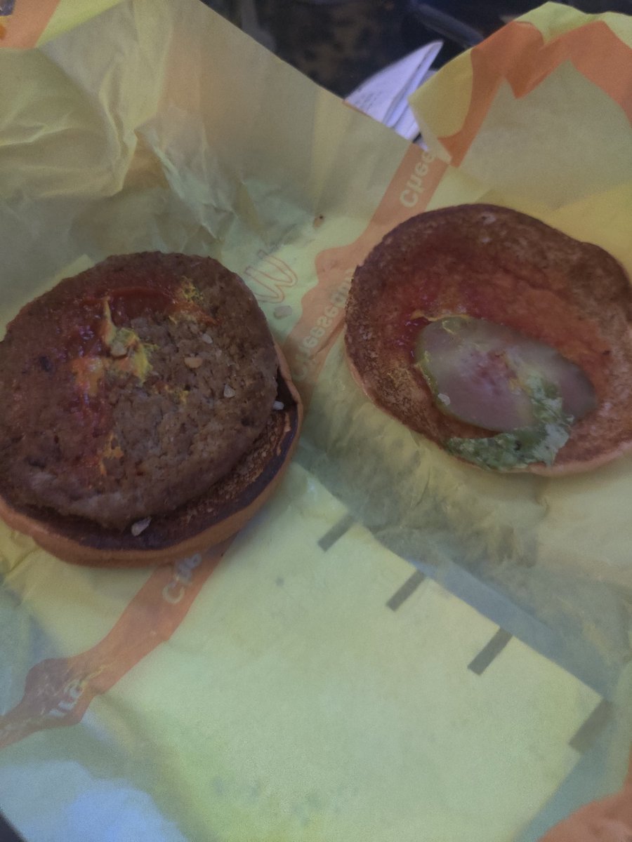 HumanofLegend427 tweet media