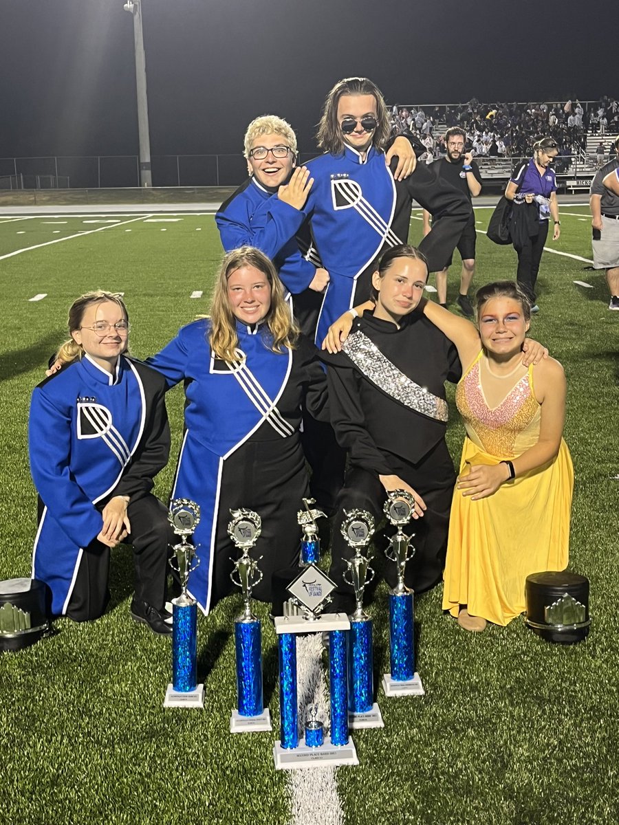MrsLach_PWMS's tweet photo. Hickory Ridge Festival of Bands: 2nd place 2A https://t.co/rVVIz7b8bE