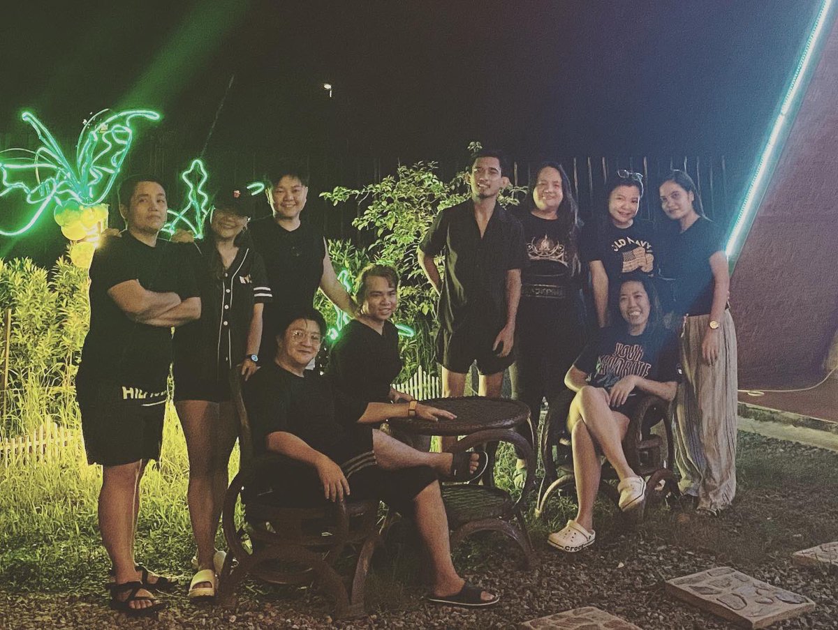 jeraldyn04's tweet photo. Alone we can do so little, together we can do so much. #teamCarol #teambuilding https://t.co/R2Stil0vSS