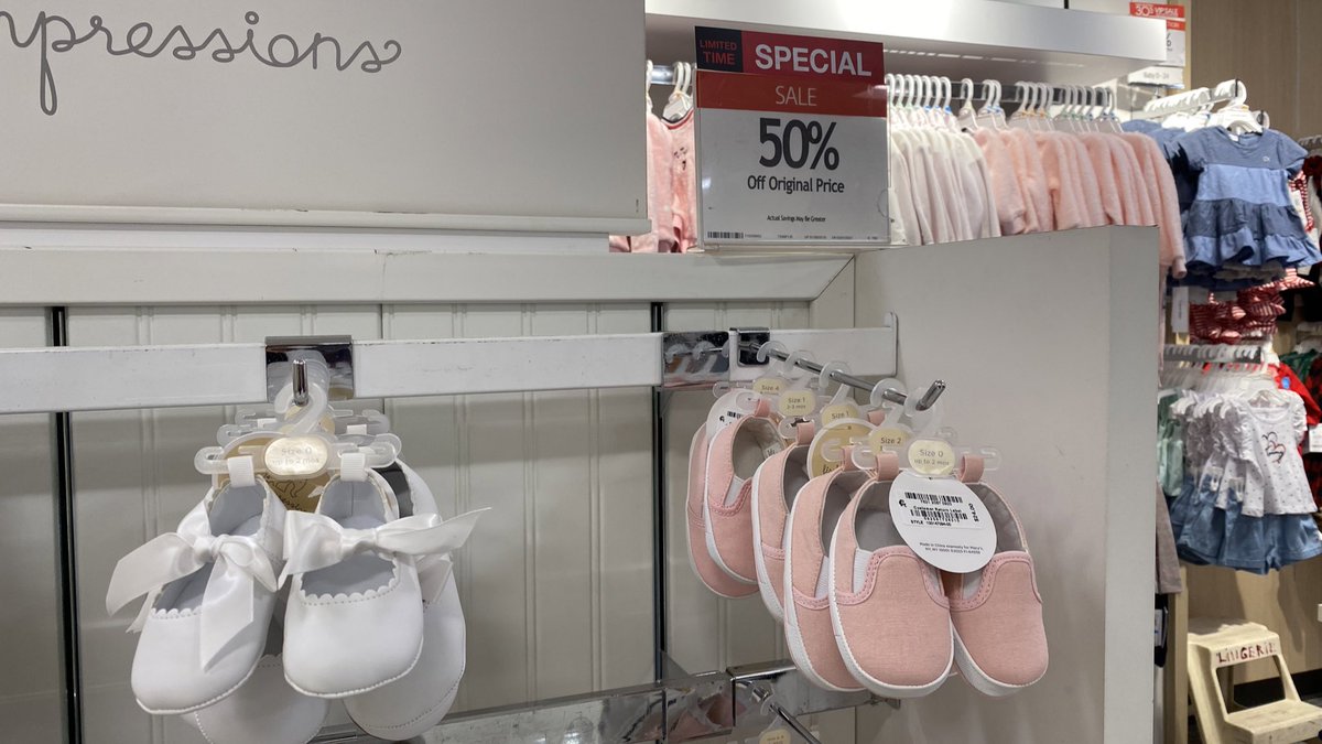 ben_rosen's tweet photo. even sadder: these baby shoes have never been worn and are 50% off https://t.co/SVW6VoyzBW