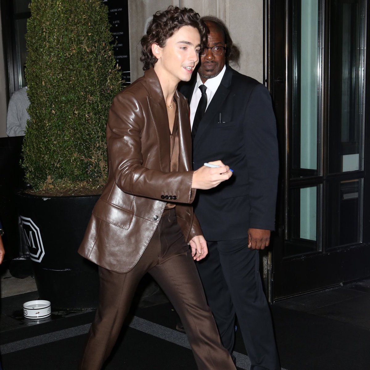 kylieversac's tweet photo. “i want a boyfriend ” no i want timothée chalamet https://t.co/90pKhyNnKt