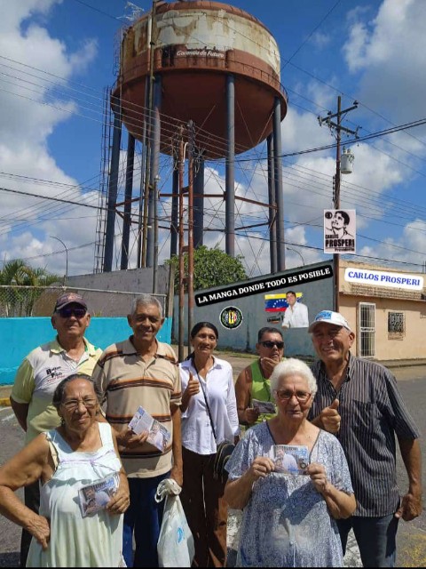 JoseCheoGascon's tweet photo. #Sab30/09/23 Sect #LaManga Mpio #Maturin Parte del equipo realizamos visitas puntuales amarrando el voto para nuestro candidato @ProsperiCarlos . En "LA MANGA" donde todo es posible trabajamos para ganar, siempre de la mano de Dios!. "Operación Remate" ADelante Fe🤝Esperanza. https://t.co/gTEbTtNgBH