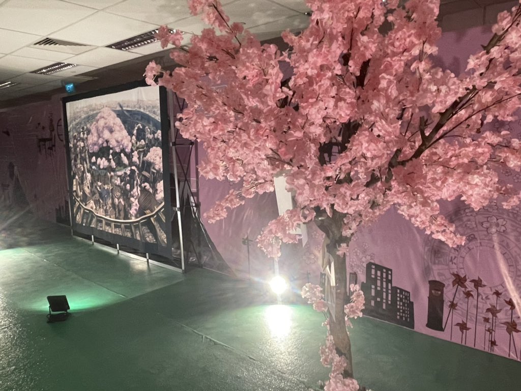 290cart's tweet photo. 今回かなりやりきった感ありまして、魂抜けた状態です。シンガポールは遠い感じがしますが、浜松町からは空港快速に乗れば羽田乗り換えで一駅ですので、ぜひお越しください　#千本桜の世界展　#シンガポール　#harborfront https://t.co/7n5LFh64Mb