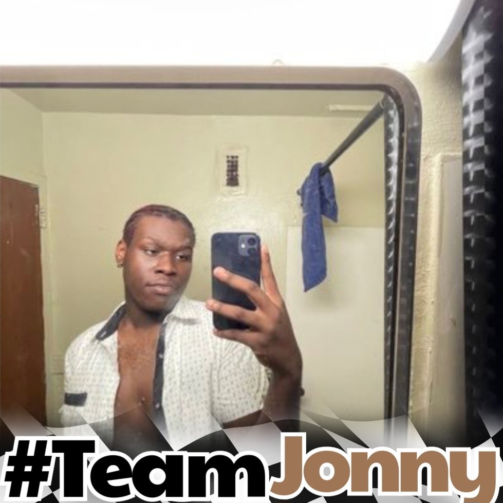DRMaxNation's tweet photo. and now, i want to hear from YOU – are you #TeamDew💋, #TeamJonny💃, #TeamPrim🇦🇺, or #TeamQuinn👱🏻♀️? our grande finale approaches...
and your episode SIXTEEN final challenge brief will be posted promptly. https://t.co/faT1Hb4dW8