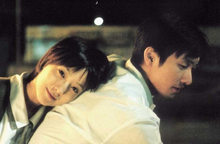 #씨네21 #심영섭 #영화평론가 님 께서는 #20자평 에 '아쉽다. 한국의 러브레터가 될 수 있었는데' 라고 별 세개 주신걸로 기억합니다. 저는 그보단...