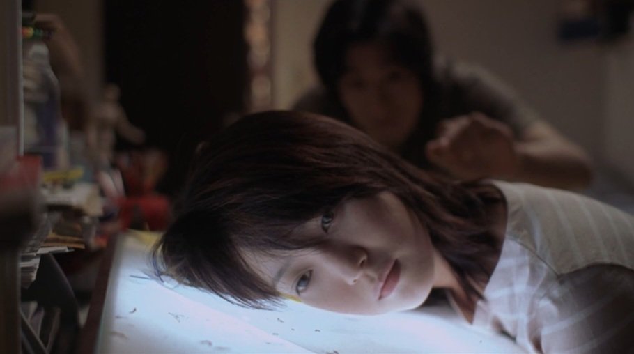 #씨네21 #심영섭 #영화평론가 님 께서는 #20자평 에 '아쉽다. 한국의 러브레터가 될 수 있었는데' 라고 별 세개 주신걸로 기억합니다. 저는 그보단...