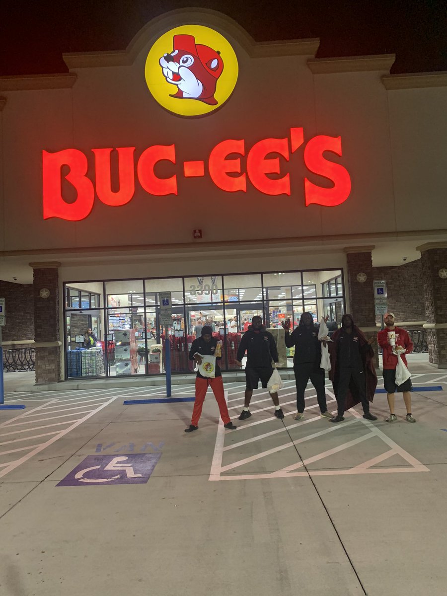 Blazers Win! Blazers go to BUC-EE’S!!

<a href="/BuceesUSA/">Buc-ee's SuperStore | The Fun Store Lampoon</a>