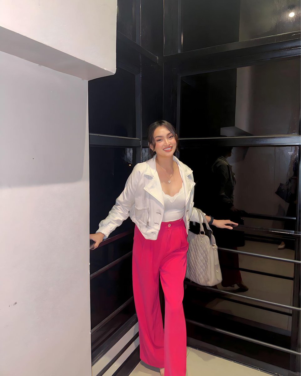 Ava Tamarra tweet media