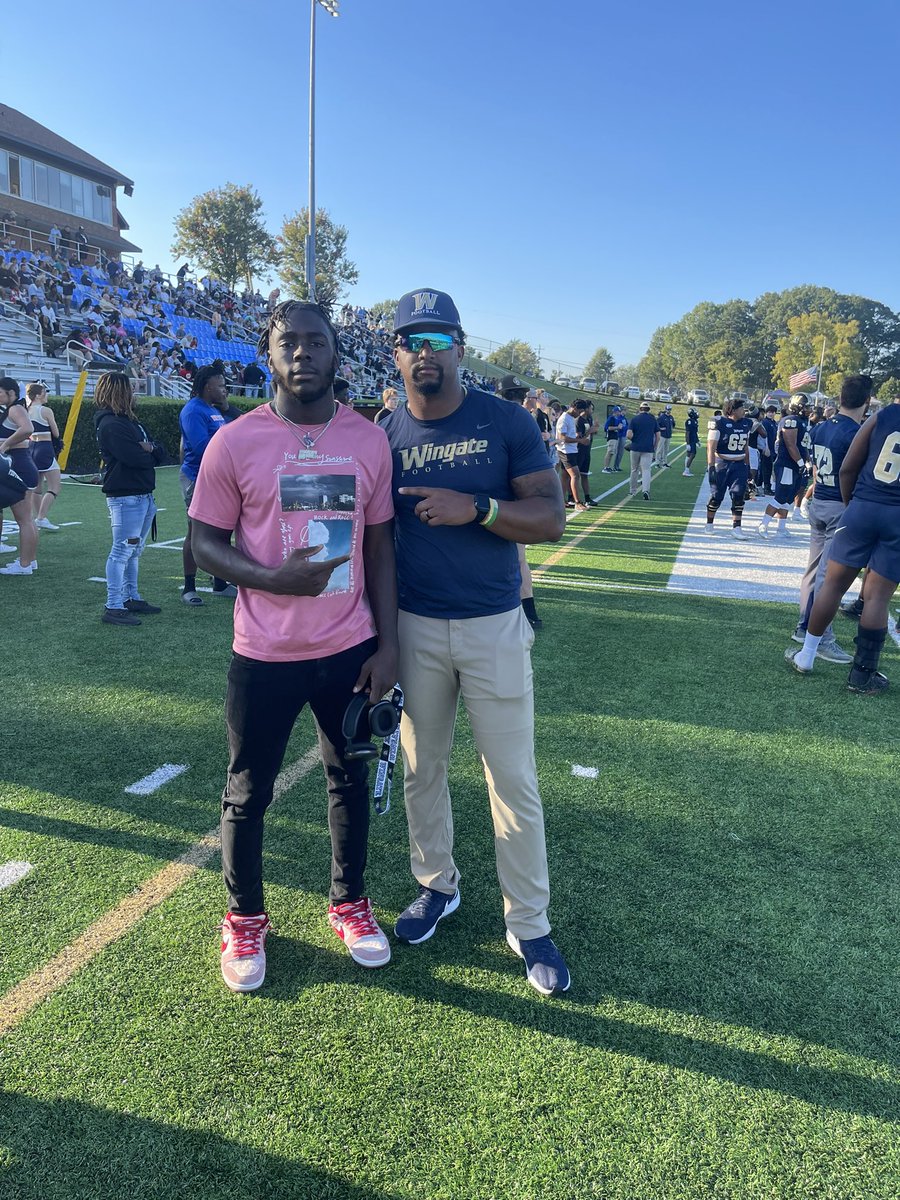 Had a great time <a href="/WingateFb/">Wingate Bulldogs Football</a> thank you coach <a href="/CoachUlassin/">Nick Ulassin</a> &amp; <a href="/ShaedonMeadors/">Coach Meadors</a> for the opportunity 🔥🔥