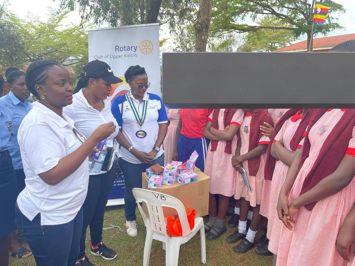 Our lady Rotarians talking to and calling upon the girls to be brave, embrace the strength within themselves and realize their full potential. 

We also donated Sanitary Towels and guided on proper hygiene practices. 

#RotaryUpperKololo
@Rotary @rotaryd9213 @DGEdwardKakembo