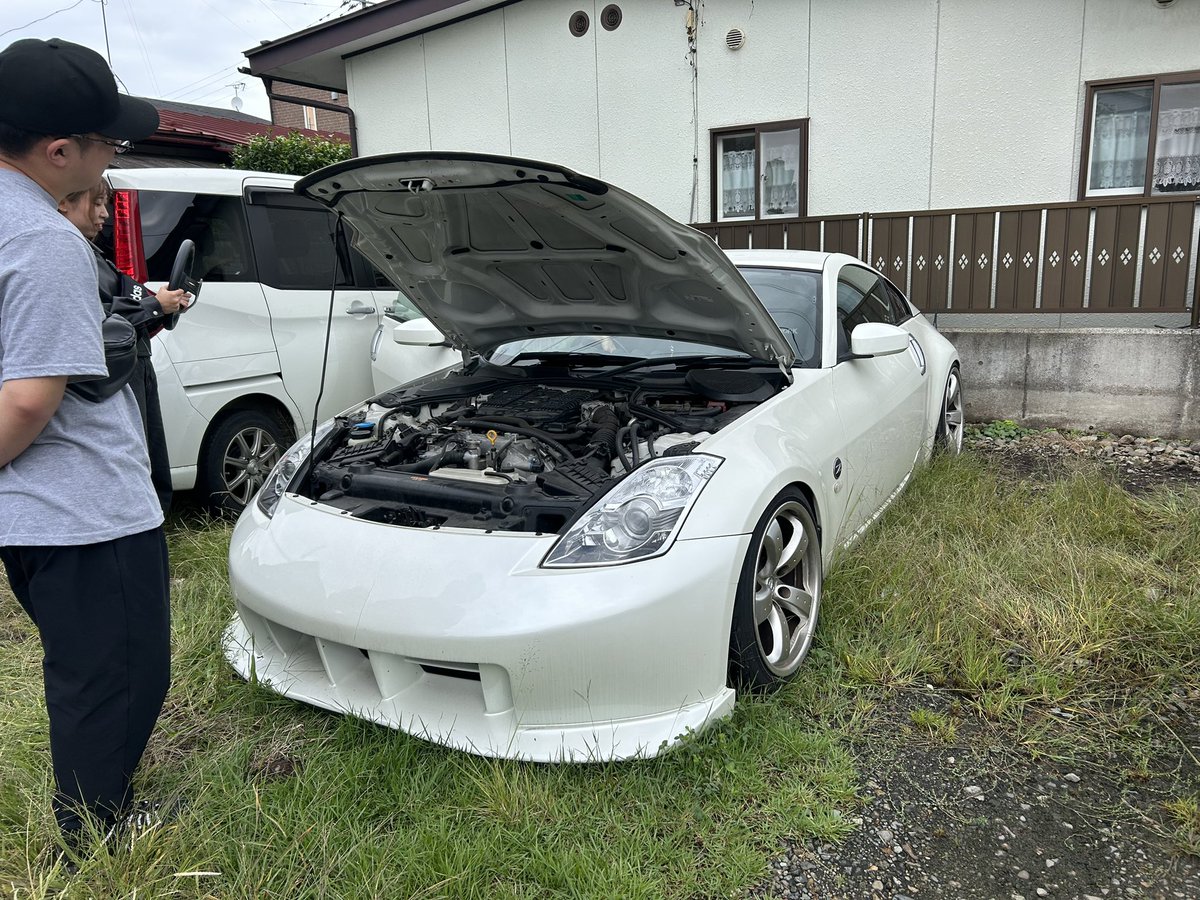 Tatsuking0629's tweet photo. 金曜で見納めのZ https://t.co/K05I0lJ6Uu