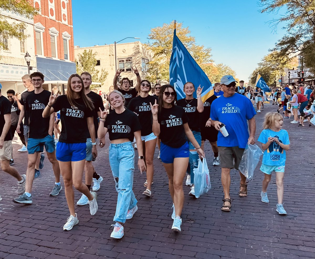 CoachMarcBauer's tweet photo. @UNK_Track #OnTheBricks Homecoming Parade 2023 #LopesUp @UNK_Athletics https://t.co/z8DXnEPCNA