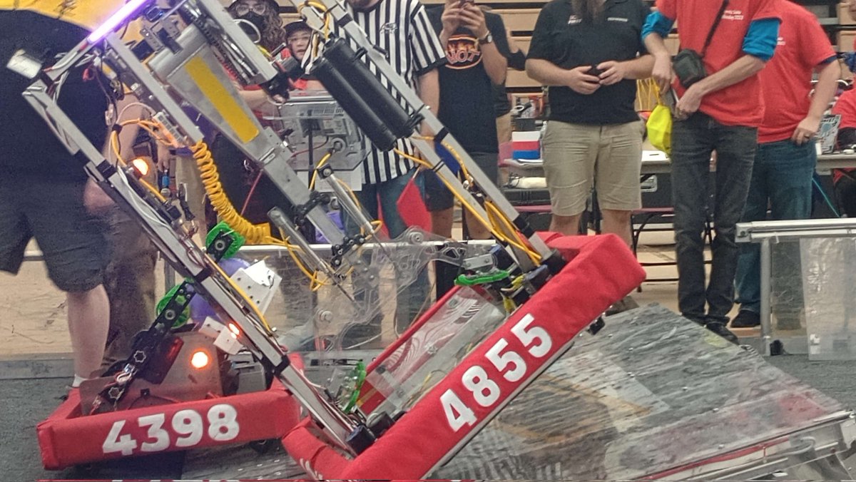 Ramageddon4855's tweet photo. You know you did something cool when all the other teams come down to take photos of your bot. If anyone has videos, please share!  #balanced #frc #omgrobots #endgame #chargedup #roboday #didntfall https://t.co/miVjGnoyuz