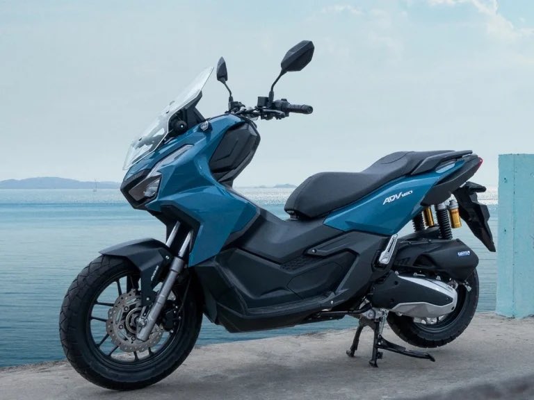 ADV160 純正カウルセット 美品 パールボスポラスブルー Accela@バイク