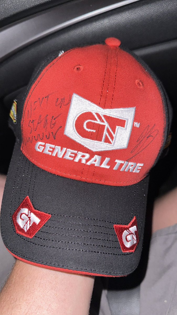 Andy71062605's tweet photo. Caught the winning hat from @jesselovejr1  at the @ARCA_Racing  @Salem_Speedway .  Had him sign it. NEXT ON THE STAGE jesse LUUUUUV. Told me to tag @SpotterBrett. @DirtyMoMedia @FreddieKraft @Tjmajors @GeneralTire #NextCupStar https://t.co/oPL8zVzt3t