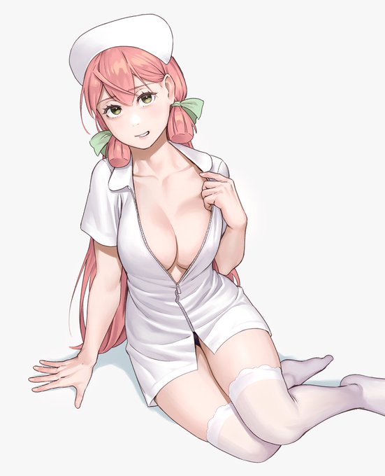 「提督には乳でもちらつかせときゃ余裕でしょ」 