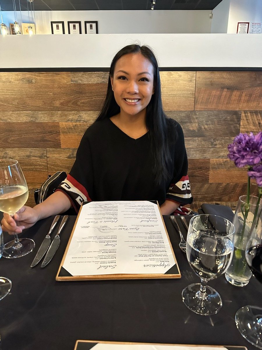 rachelledotcom's tweet photo. Thank you all for the birthday wishes! Had a nice, relaxing day. Went and saw a great movie and now having a great dinner with @LAC2023 💓 #thisisthirty https://t.co/cxVoZEgi8S