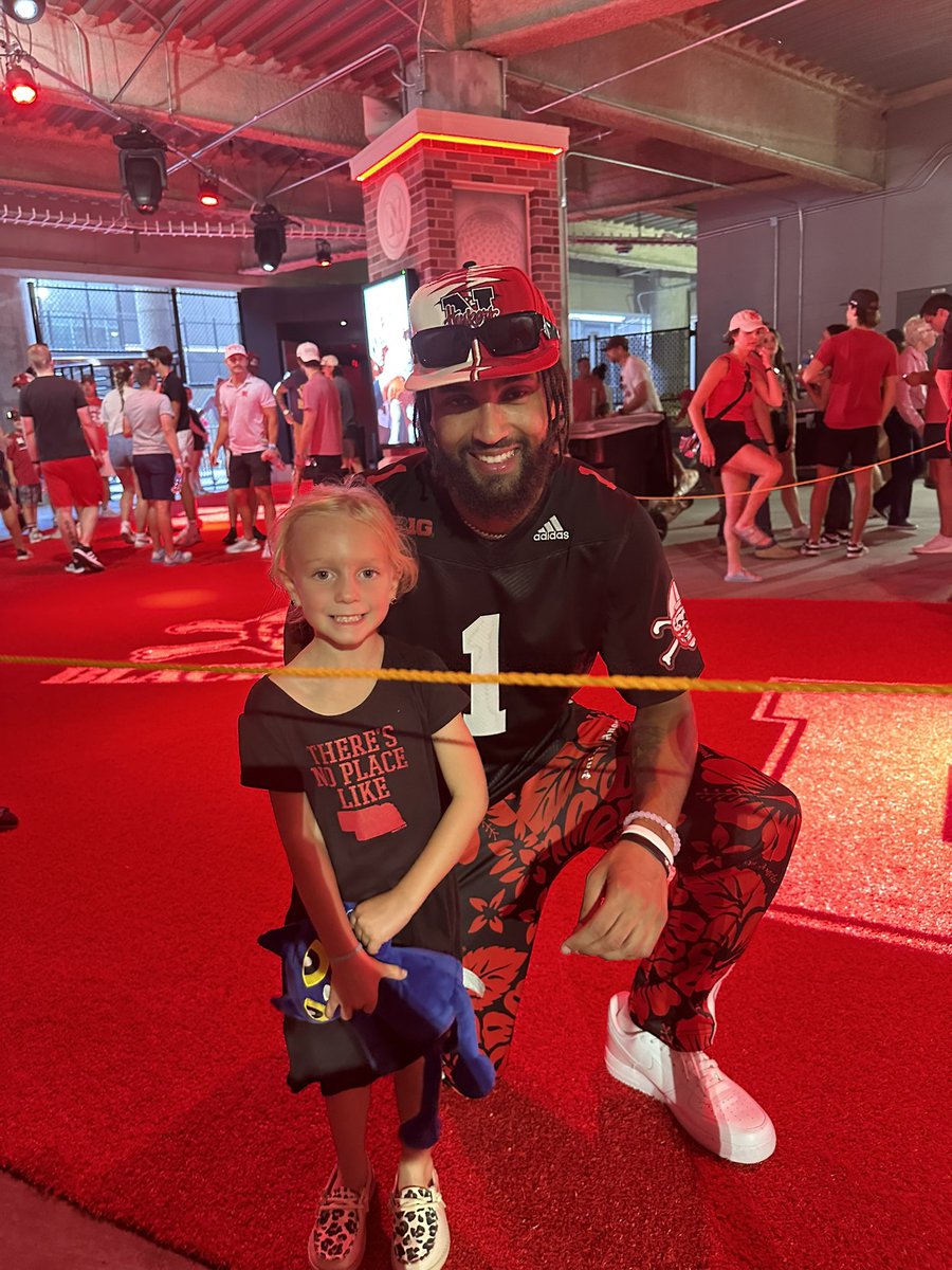 Tracey Trampe (@traceytrampe) on Twitter photo I’ll be honest I wanted a picture with him but figured I’d let my little enjoy the moment. Thank you! I was so impressed how kind he is and spent time with so many fans. <a href="/samori_toure/">Samori Touré</a> Go Pack Go! I’ll be honest I wanted a picture with him but figured I’d let my little enjoy the moment. Thank you! I was so impressed how kind he is and spent time with so many fans. <a href="/samori_toure/">Samori Touré</a> Go Pack Go!