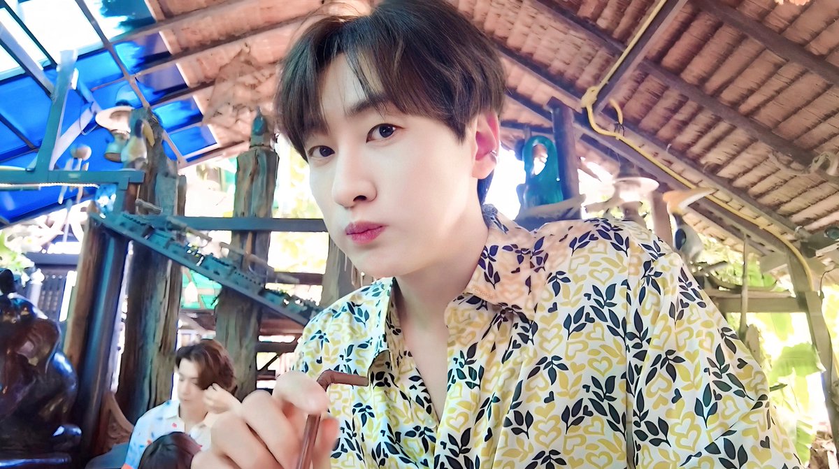 ildantokki's tweet photo. 일단은혁이 in 푸껫 recap📝
🐰🫧🛥️🌊🌴 https://t.co/aZryNgCUhz