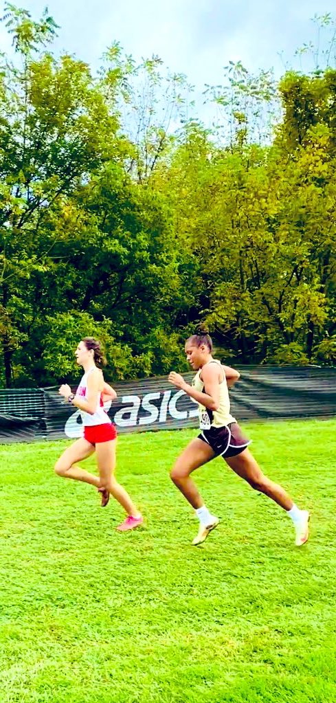 AliyahBrame's tweet photo. Staying balancedβ¦#paulshortrun #becahi #HOCO2023 https://t.co/wqgthpZPkB