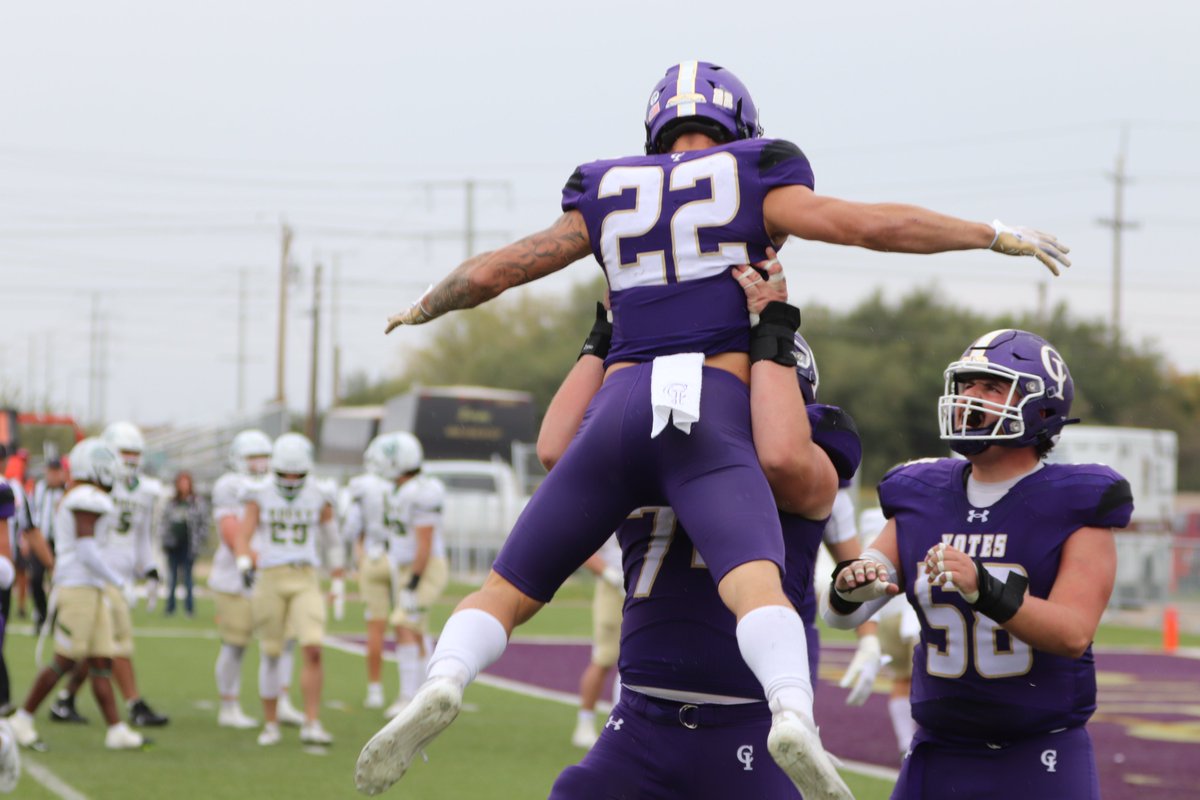 FOOTBALL | Big Second Half Leads No. 12 College of Idaho to 45-21 Homecoming Win - read more at tinyurl.com/2p8u7tbe #ComeWinWithUs #NAIAFB #FrontierFB